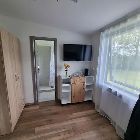 Karlskovhuset 3* Give